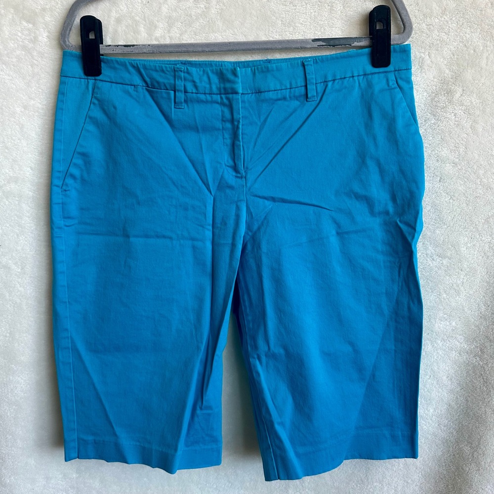 New York & Company Stretch Bright Blue Bermuda Long Shorts Chinos Size 12‎